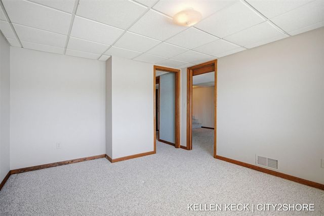 2934 Porter Court, Grandville, MI 49418