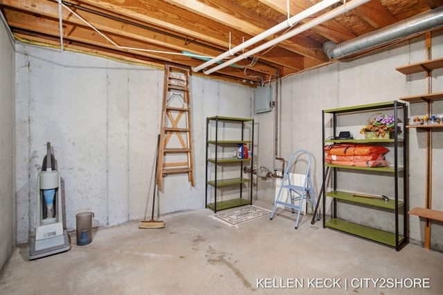 2934 Porter Court, Grandville, MI 49418