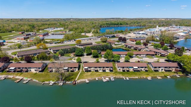 2934 Porter Court, Grandville, MI 49418