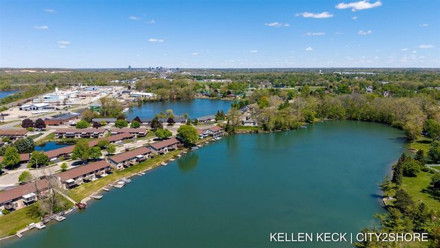 2934 Porter Court, Grandville, MI 49418