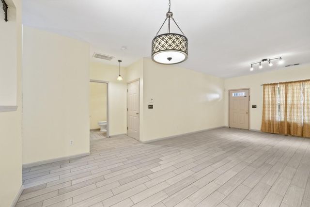 2331 Suwanee Pointe Drive, Lawrenceville, GA 30043