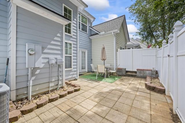 2331 Suwanee Pointe Drive, Lawrenceville, GA 30043