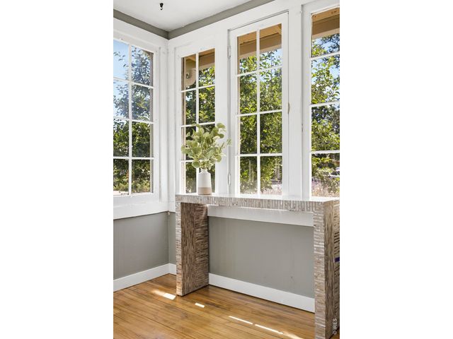 557 E 9th St, Loveland, CO 80537