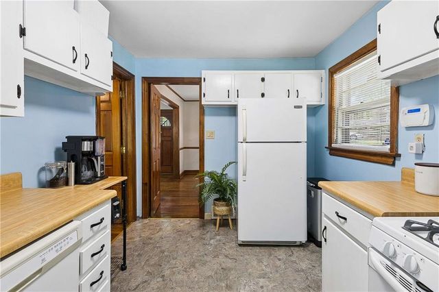 755 Iris Terrace, Decatur, GA 30033