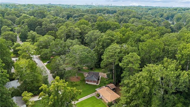 755 Iris Terrace, Decatur, GA 30033
