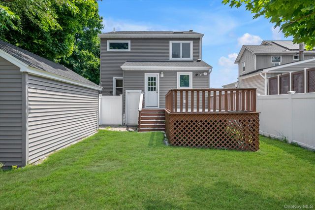 498 Farmers Avenue, Bellmore, NY 11710