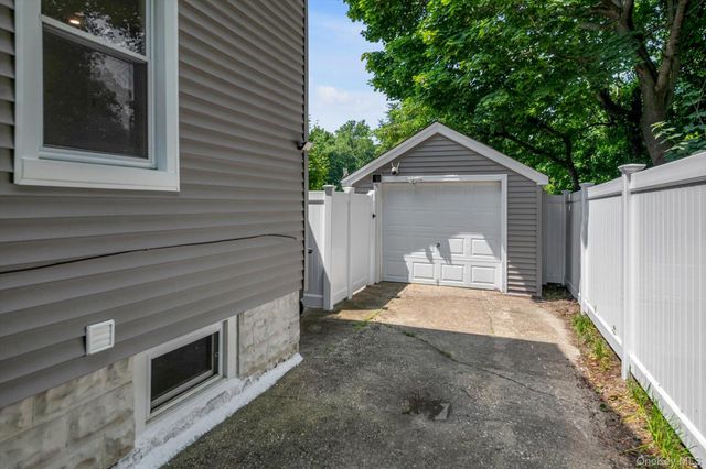 498 Farmers Avenue, Bellmore, NY 11710