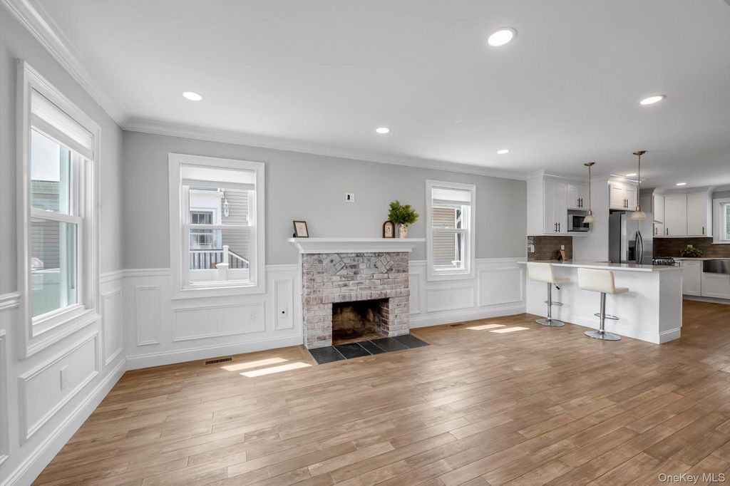 498 Farmers Avenue, Bellmore, NY 11710
