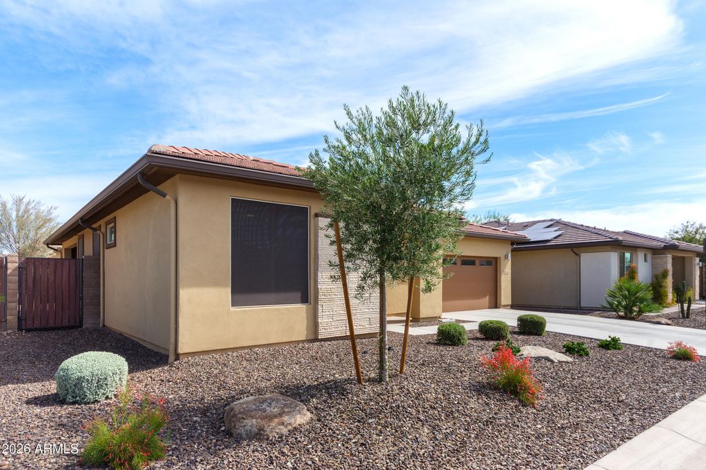 Image 3 of property listing at 13224 W STEED RIDGE Road, Peoria, AZ 85383