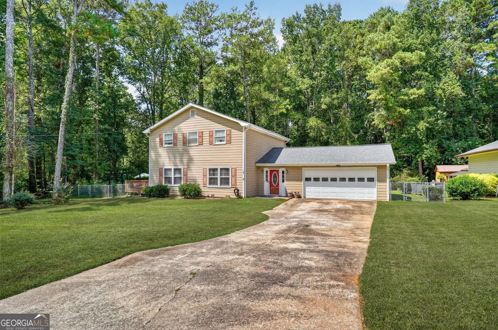757 S Hileah Court, Lithonia, GA 30058 — photo 2