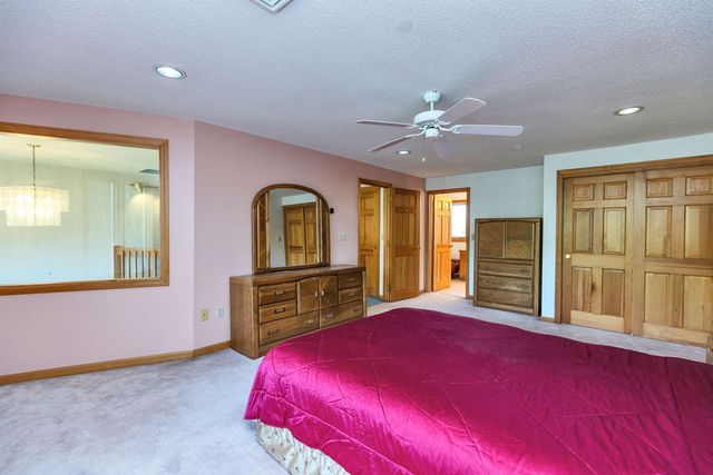 8 Longview Drive, Bow, NH 03304