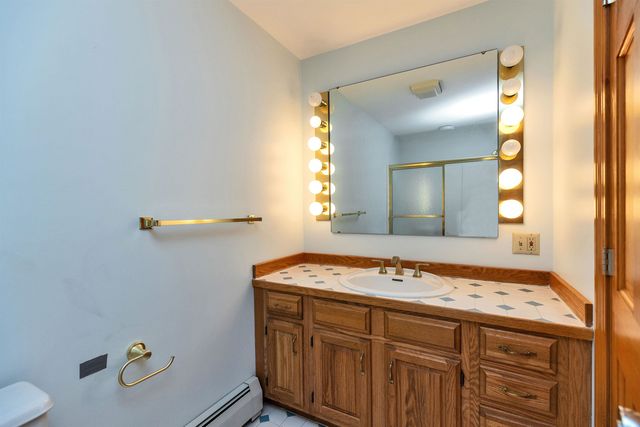 8 Longview Drive, Bow, NH 03304