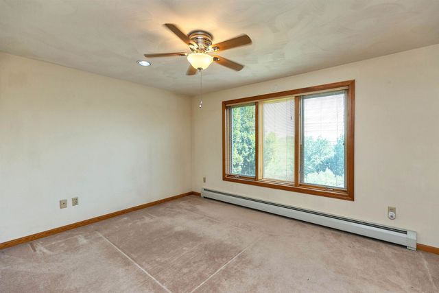 8 Longview Drive, Bow, NH 03304