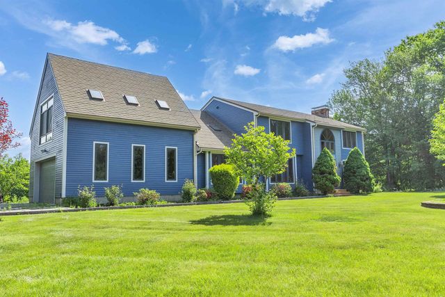 8 Longview Drive, Bow, NH 03304