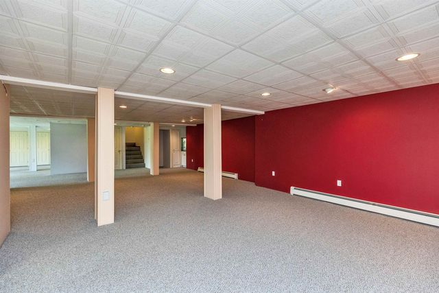 8 Longview Drive, Bow, NH 03304