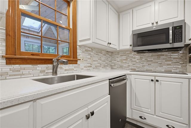 245 Albee Road, Uxbridge, MA 01569