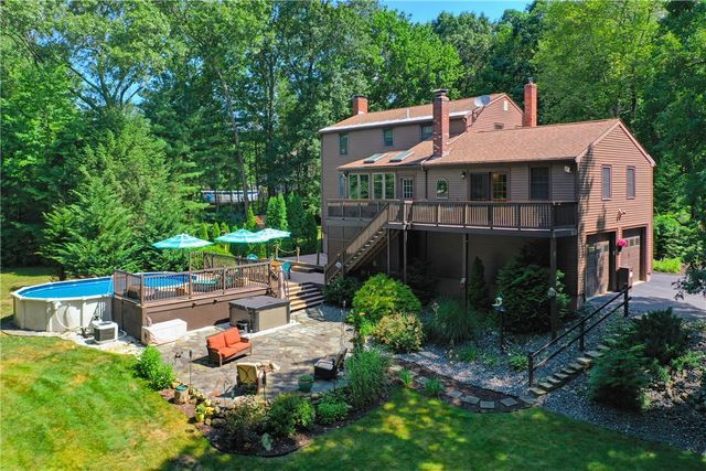 245 Albee Road, Uxbridge, MA 01569