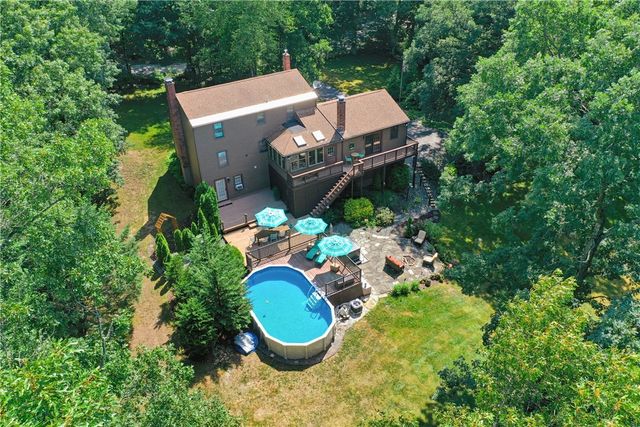 245 Albee Road, Uxbridge, MA 01569