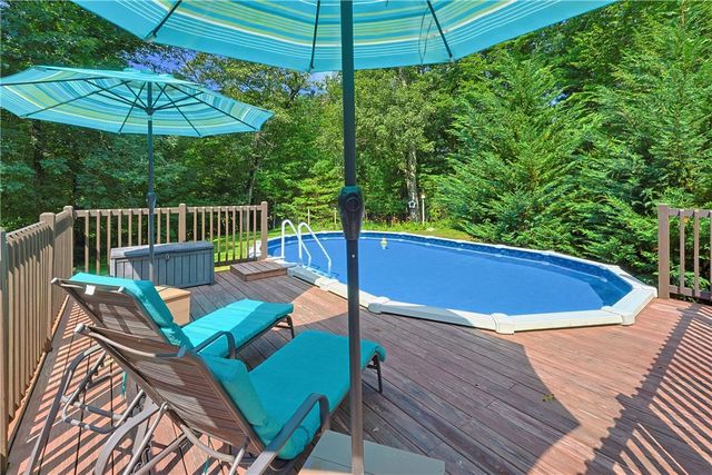 245 Albee Road, Uxbridge, MA 01569