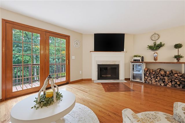 245 Albee Road, Uxbridge, MA 01569