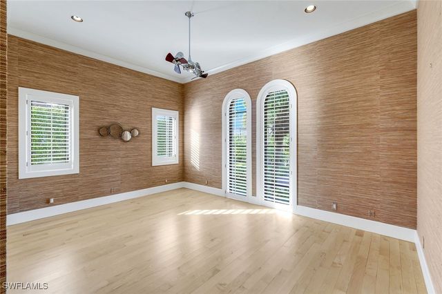 1450 Gulfstar DR S, Naples, FL 34112