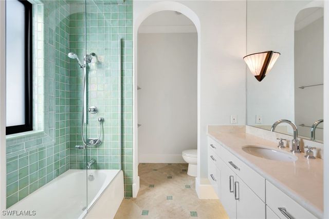 1450 Gulfstar DR S, Naples, FL 34112