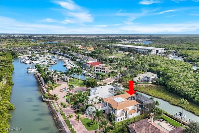 1450 Gulfstar DR S, Naples, FL 34112
