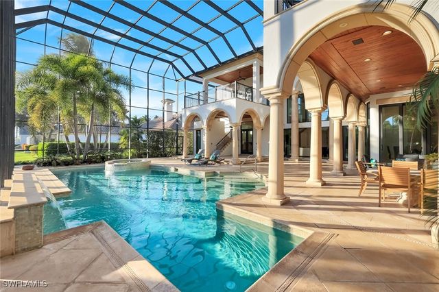 1450 Gulfstar DR S, Naples, FL 34112