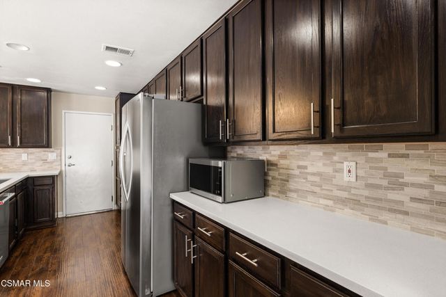 510 Sonata Way B, Simi Valley, CA 93065