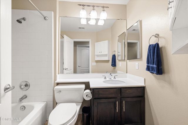 510 Sonata Way B, Simi Valley, CA 93065