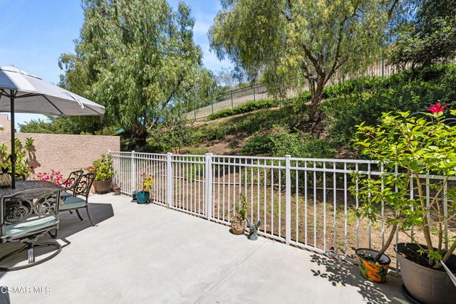 510 Sonata Way B, Simi Valley, CA 93065