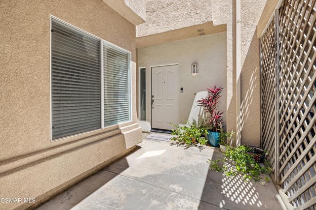 510 Sonata Way B, Simi Valley, CA 93065