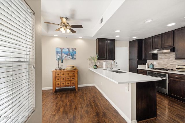 510 Sonata Way B, Simi Valley, CA 93065