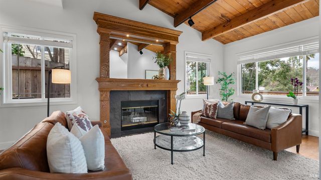 723 Alice St, Novato, CA 94945