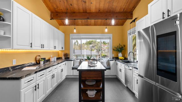 723 Alice St, Novato, CA 94945