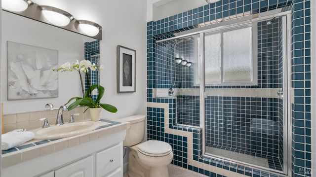 723 Alice St, Novato, CA 94945