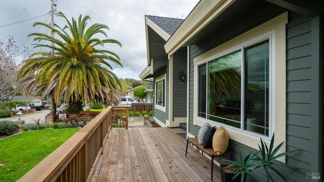 723 Alice St, Novato, CA 94945