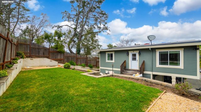 723 Alice St, Novato, CA 94945