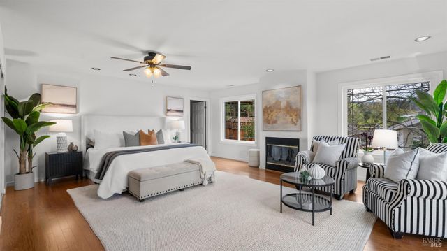 723 Alice St, Novato, CA 94945