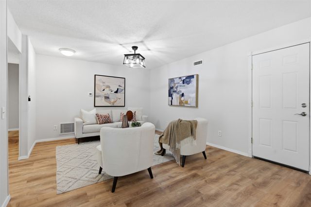 1809 N Macarthur Boulevard, Irving, TX 75061