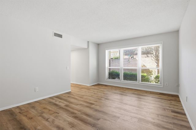 1809 N Macarthur Boulevard, Irving, TX 75061