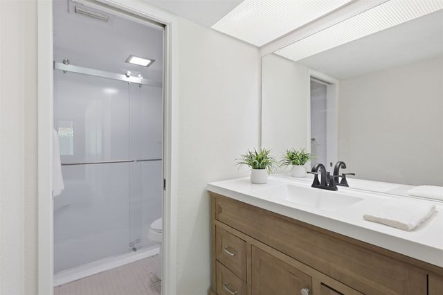 1809 N Macarthur Boulevard, Irving, TX 75061