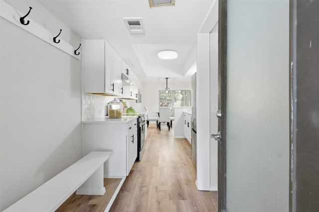 1809 N Macarthur Boulevard, Irving, TX 75061