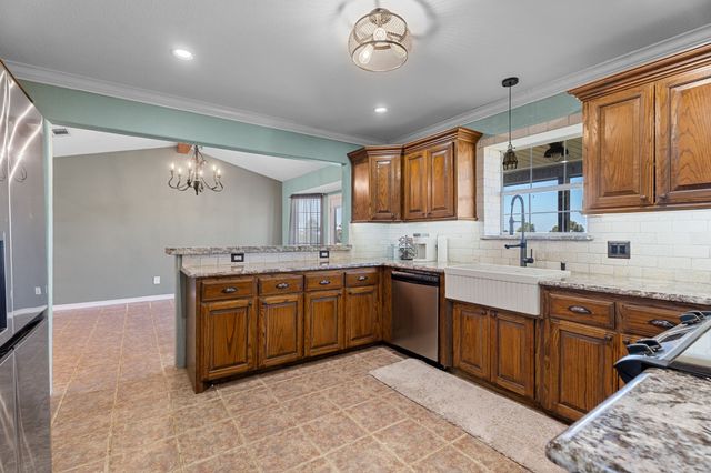 300 VZ County Road 4718, Murchison, TX 75778