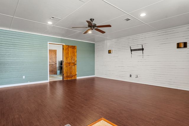 300 VZ County Road 4718, Murchison, TX 75778