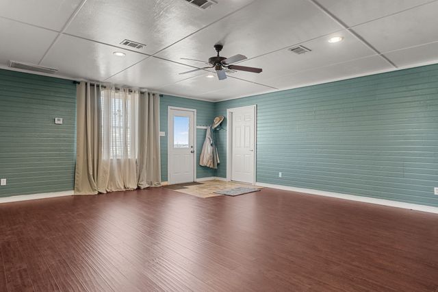 300 VZ County Road 4718, Murchison, TX 75778