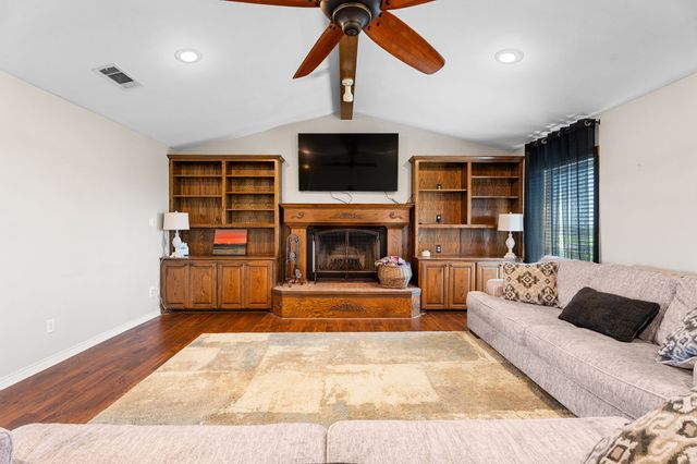 300 VZ County Road 4718, Murchison, TX 75778