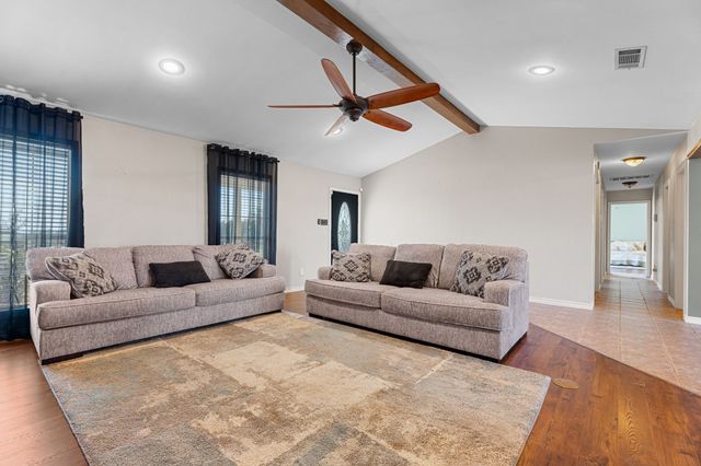 300 VZ County Road 4718, Murchison, TX 75778