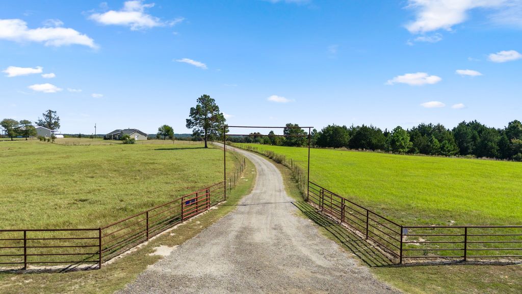 300 VZ County Road 4718, Murchison, TX 75778