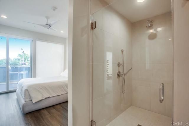 725 Grand Avenue, Carlsbad, CA 92008